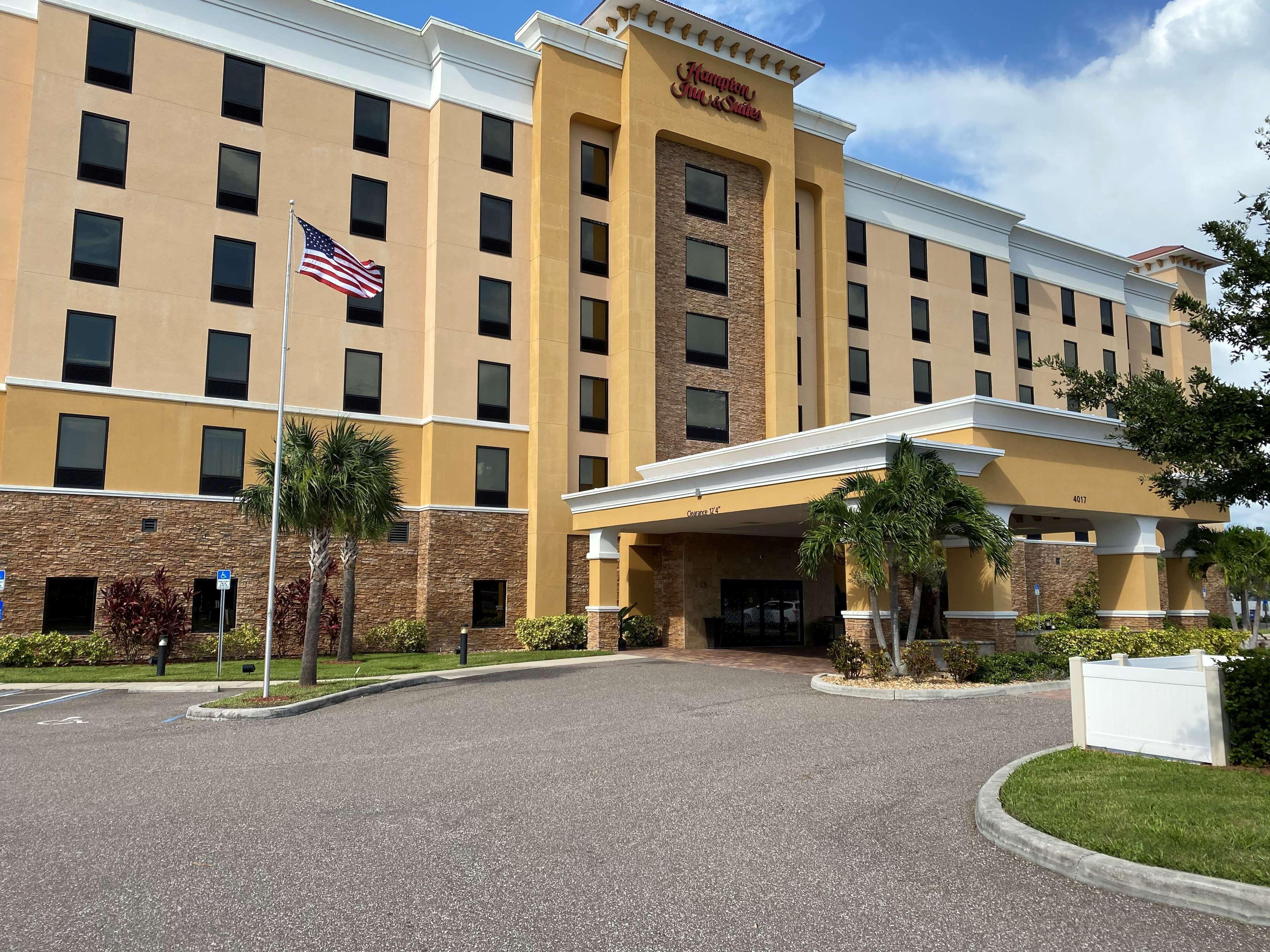 Hampton Inn & Suites Tampa Northwest/אולדסמאר מראה חיצוני תמונה